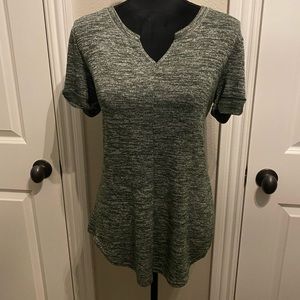 Women’s olive green top
